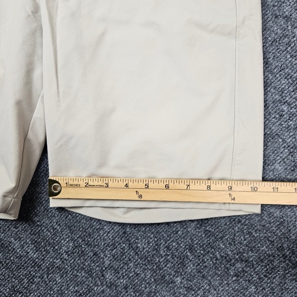 Under Armour Tech Golf Shorts 32 Beige Tan Performance Stretch Chino Lightweight - Picture 8 of 10